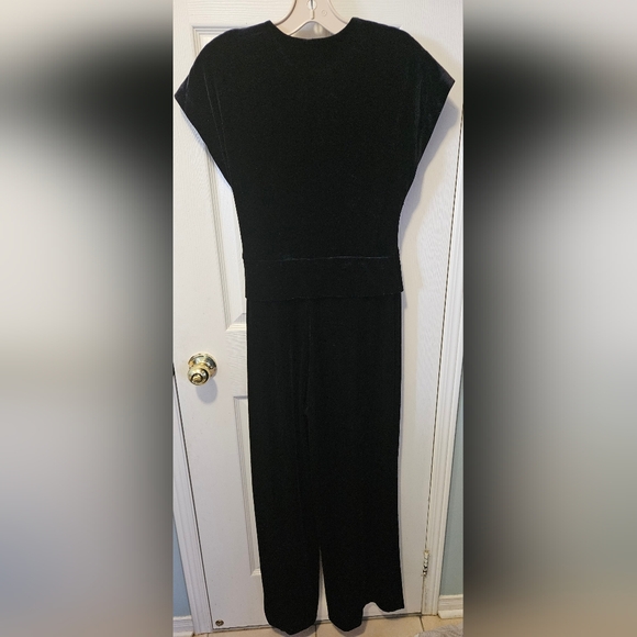 Tiss the season to show off - NWOT - Picture 3 of 8